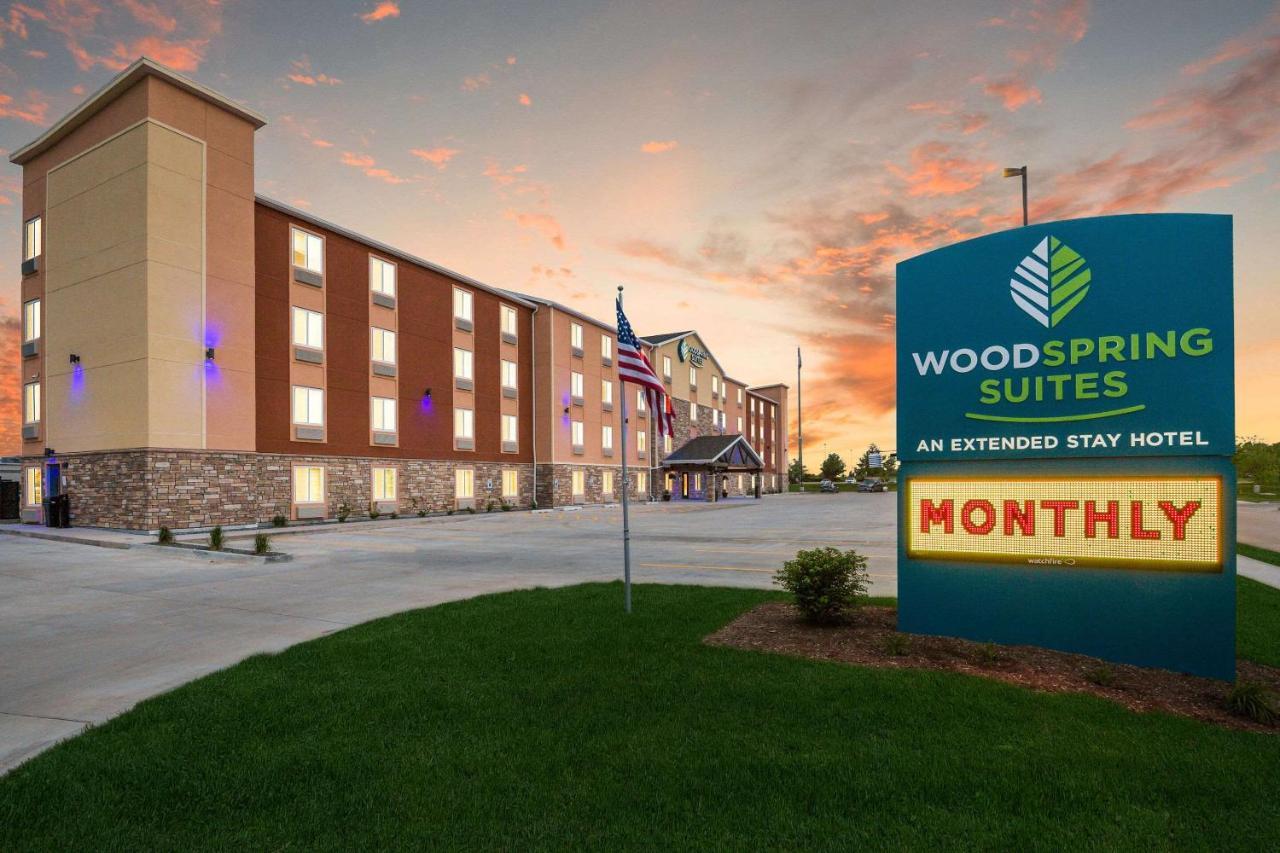 Woodspring Suites Davenport Quad Cities Eksteriør billede